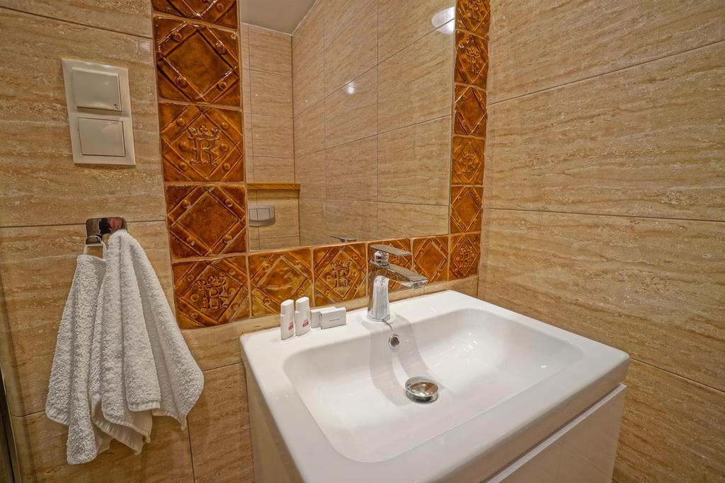 Apartamenty Grodzka 8 Krasków Exterior foto
