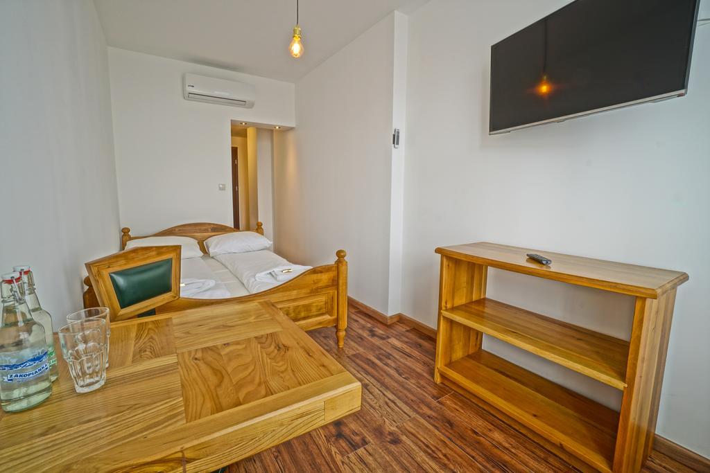 Apartamenty Grodzka 8 Krasków Exterior foto